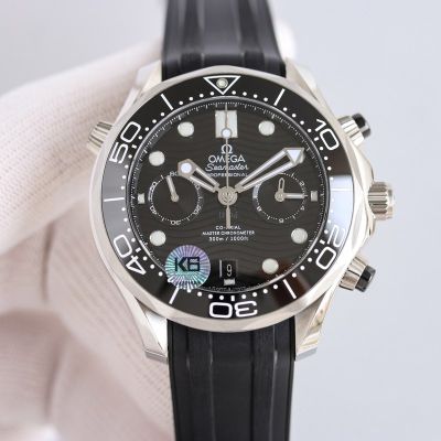 Replica Omega Seamaster Chronograph 44MM Silver Case Black Watch